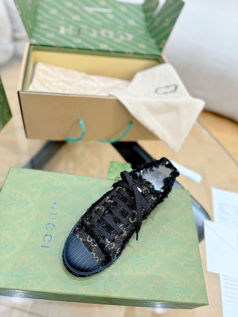 Gucci Sneakers